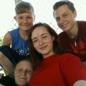 Meet your Posher, Alice