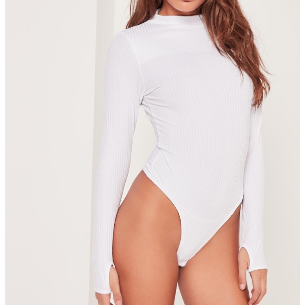 ‼️NWOT‼️MISSGUIDED HIGH NECK WHITE RIBBED BODYSUIT