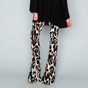 Show Me Your Mumu bam bam bells