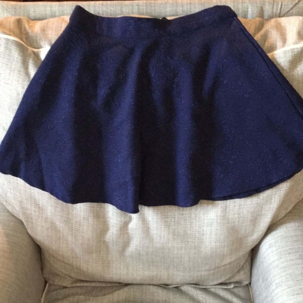 Forever 21 navy skirt