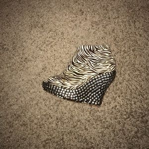 Unique Jeffrey Campbell fur wedges. SOLD