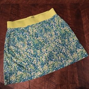 Cute women's golf skort. Size small.
