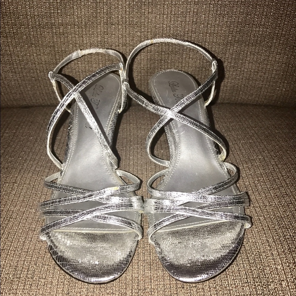 🖤Lulu Townsend Silver Sandals/Heels SIZE 8🖤