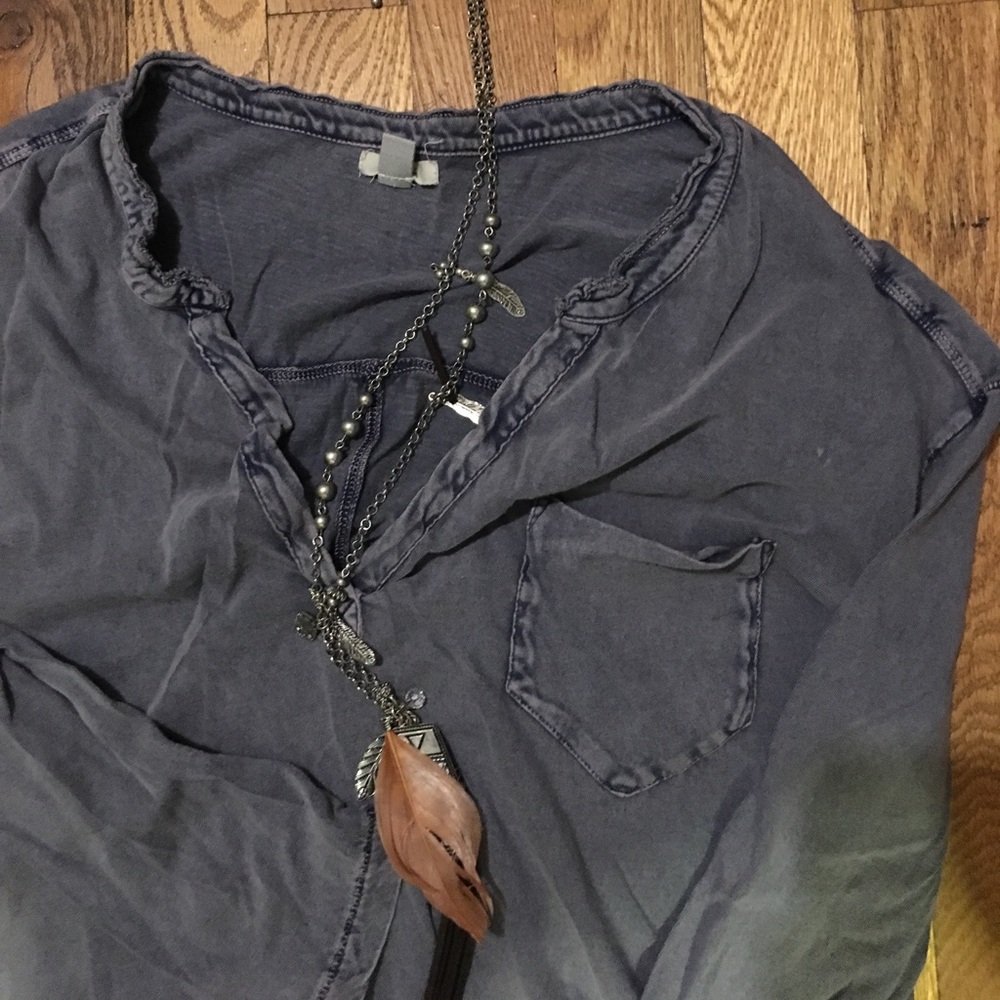 Loose fit purple 3/4 sleeve