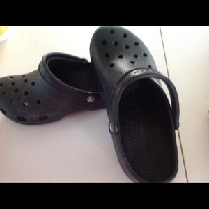Authentic  men's  Crocs🐊