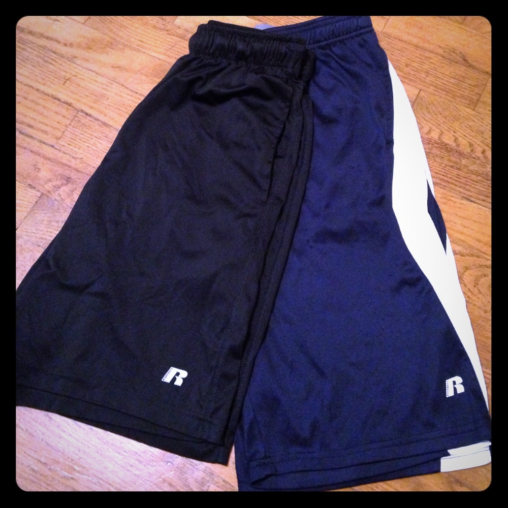 🏀2 pairs of basketball shorts 🏀