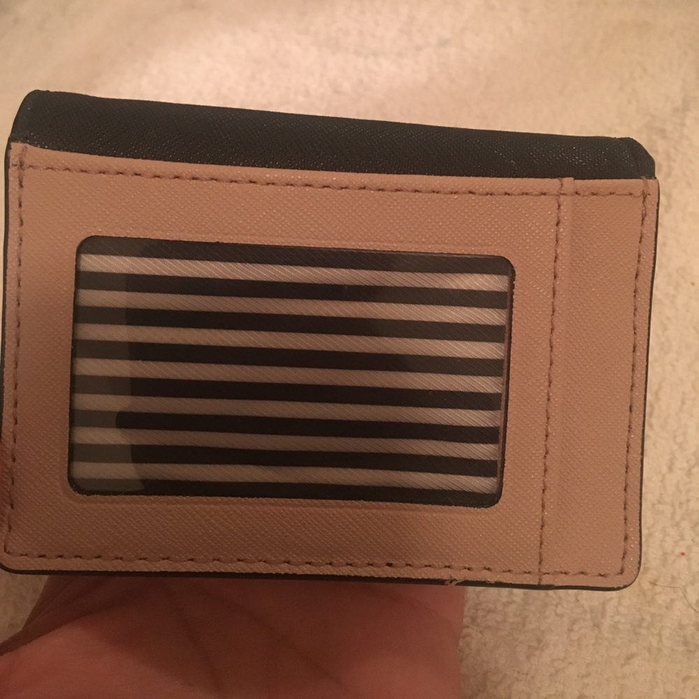 Kate Spade - Picture 4 of 4
