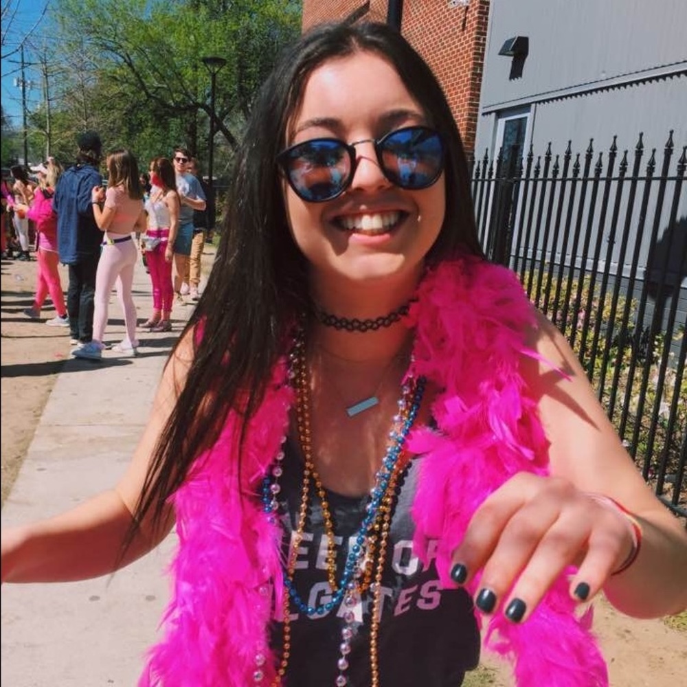 Meet your Posher, Alexandra