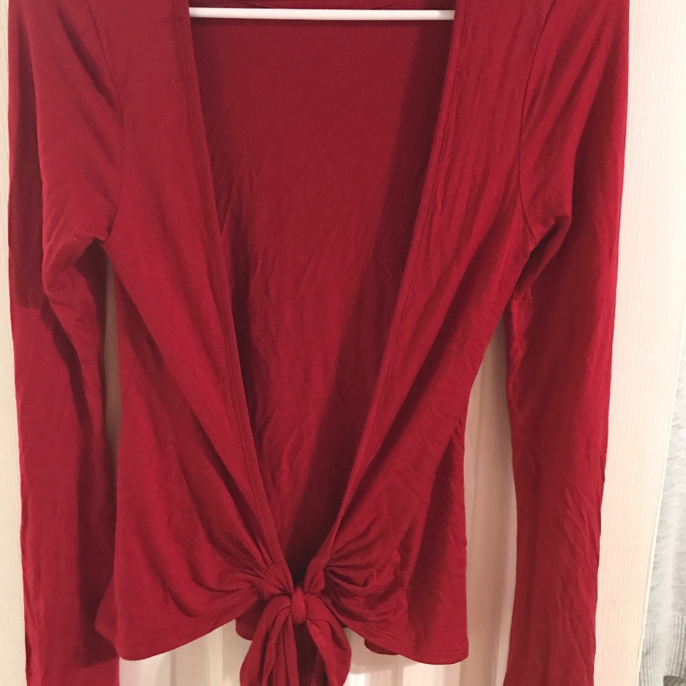 Open back long sleeve shirt