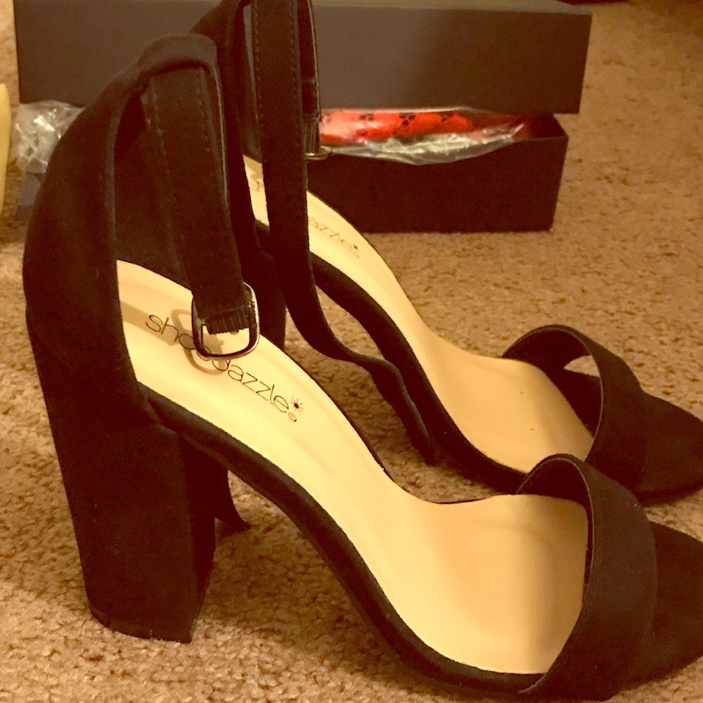 Sandal