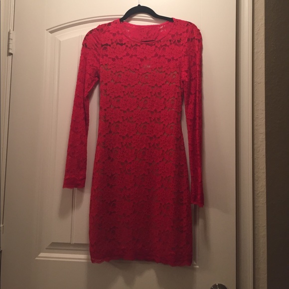 ❣Express Sexy Red Backless Dress❣ - Picture 3 of 5