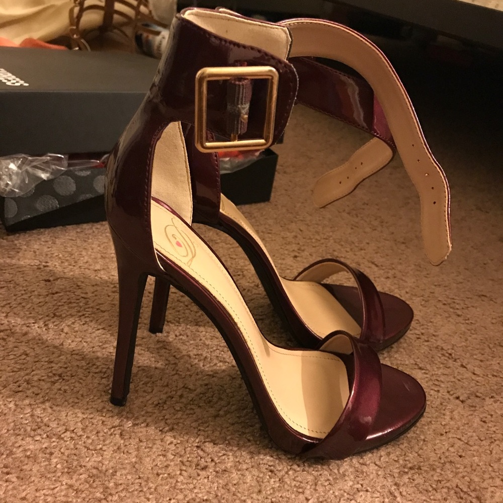 Sandal