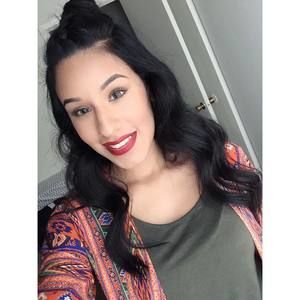 Meet your Posher, Ashley