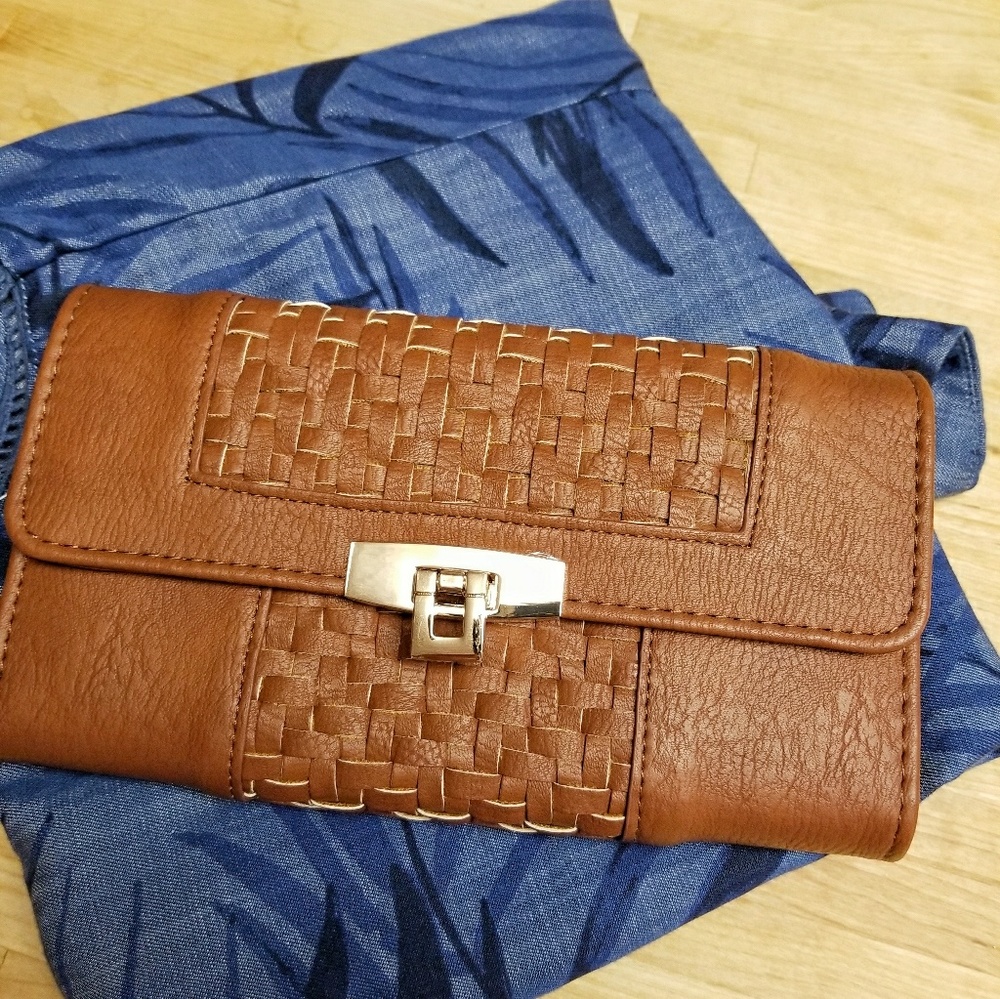 NWOT Tri-fold Wallet