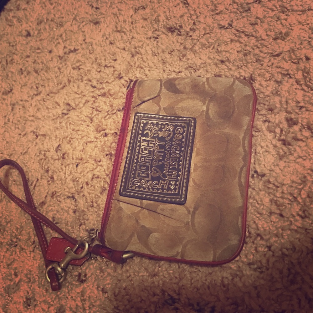 Coach Poppy Wristlet