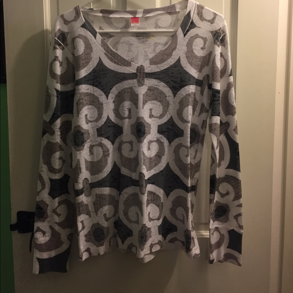 Before + again long sleeved top
