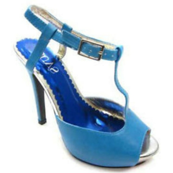 Brand new Blue Silver T strap High Heel Pumps - Picture 3 of 6