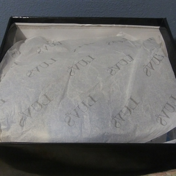 Brand new Blue Silver T strap High Heel Pumps - Picture 6 of 6