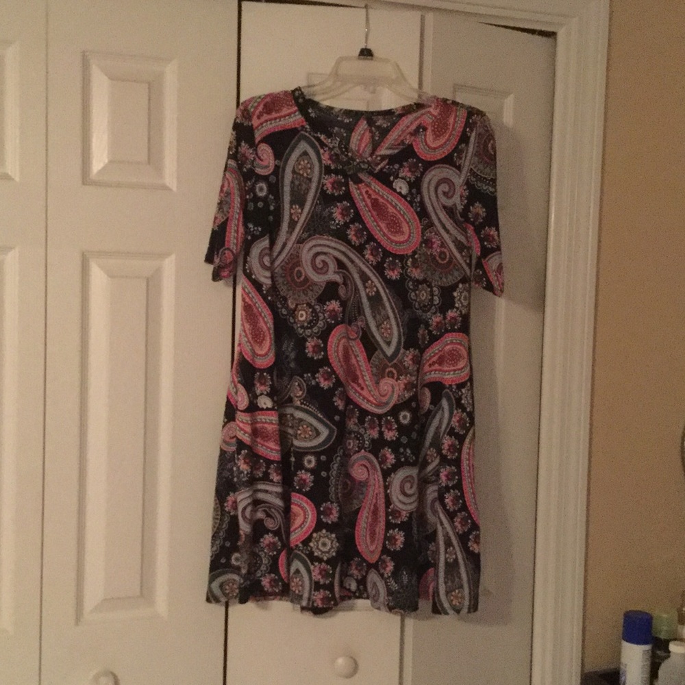 Stylish Jenny Boston midi dress