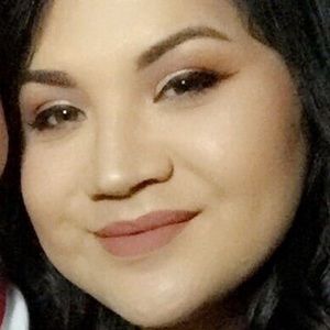 Meet your Posher, Mayra