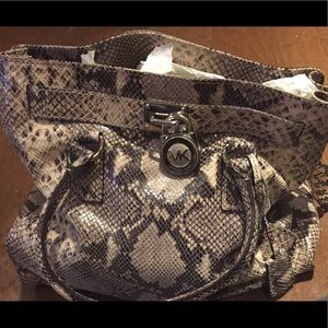 Michael Kors leather hand Bag