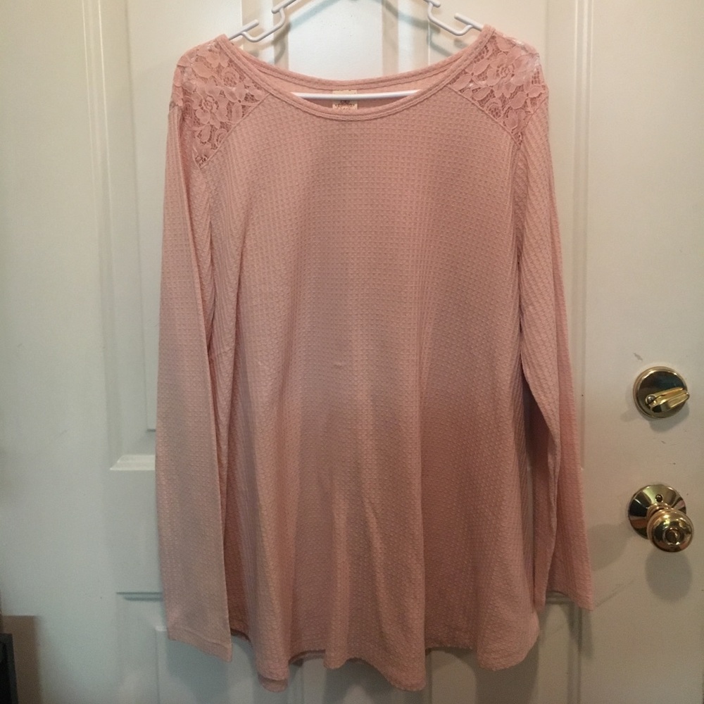 Light pink top