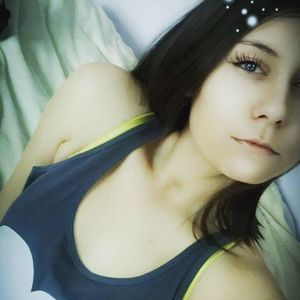 Meet your Posher, Lina