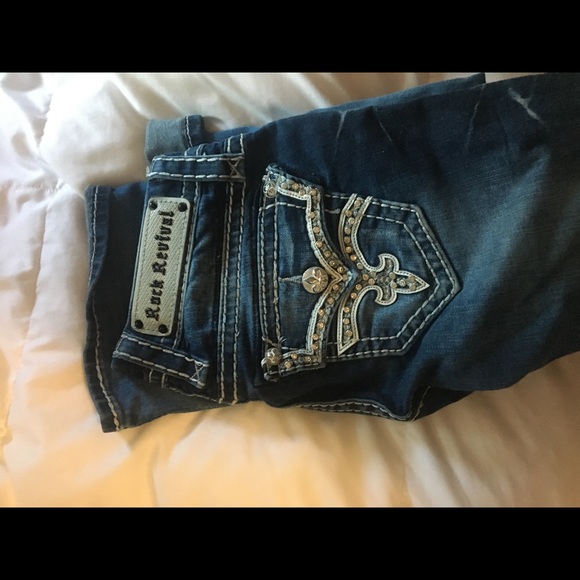 Authentic Rock Revivals - Picture 1 of 7