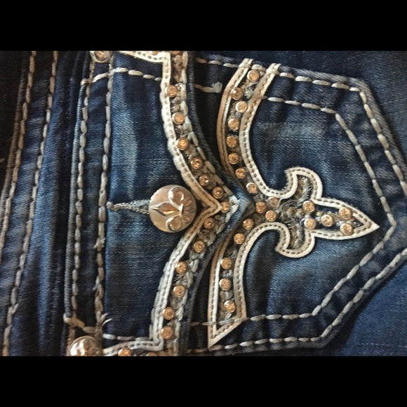 Authentic Rock Revivals - Picture 2 of 7