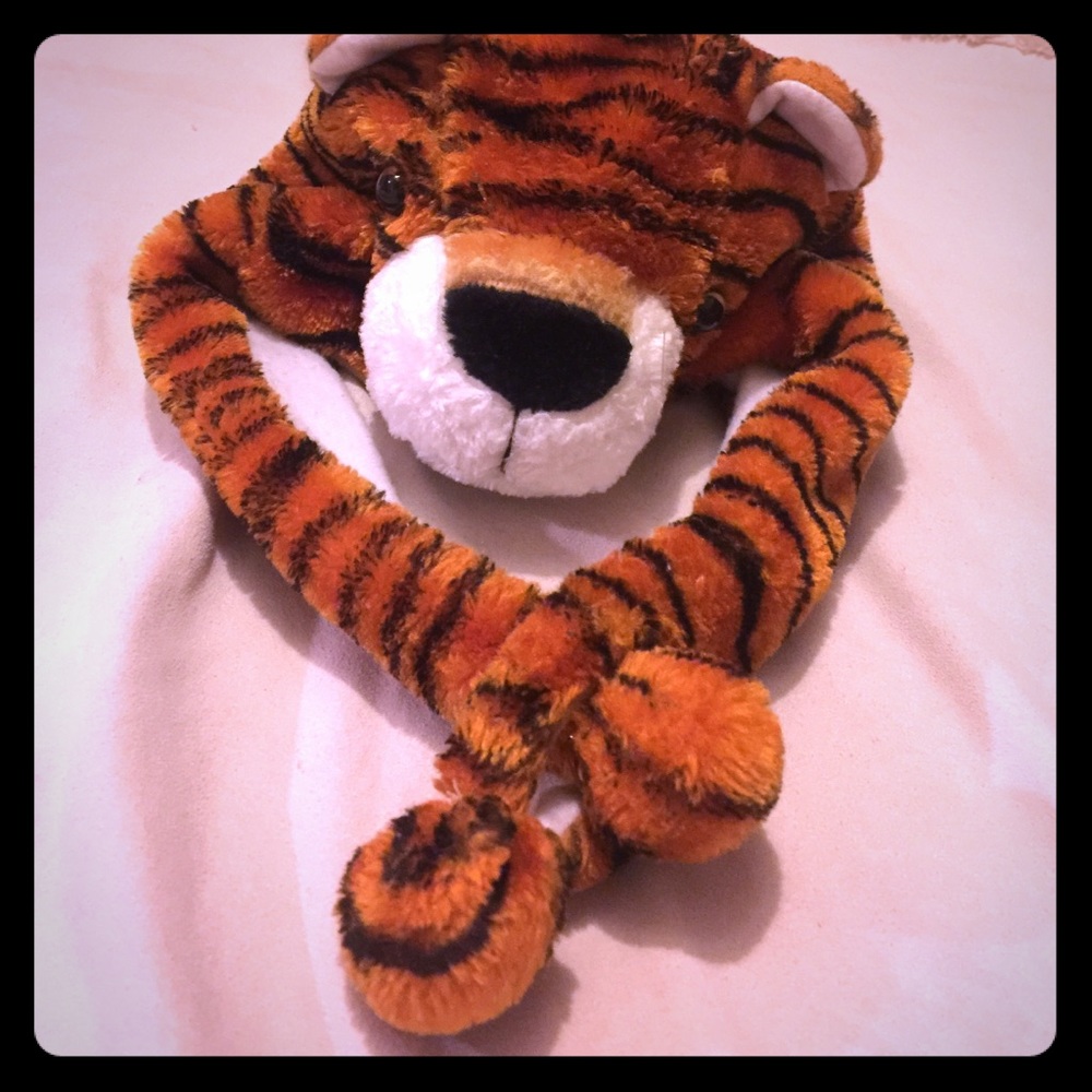 Kids tiger winter hat