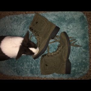 Army green boots with pockets