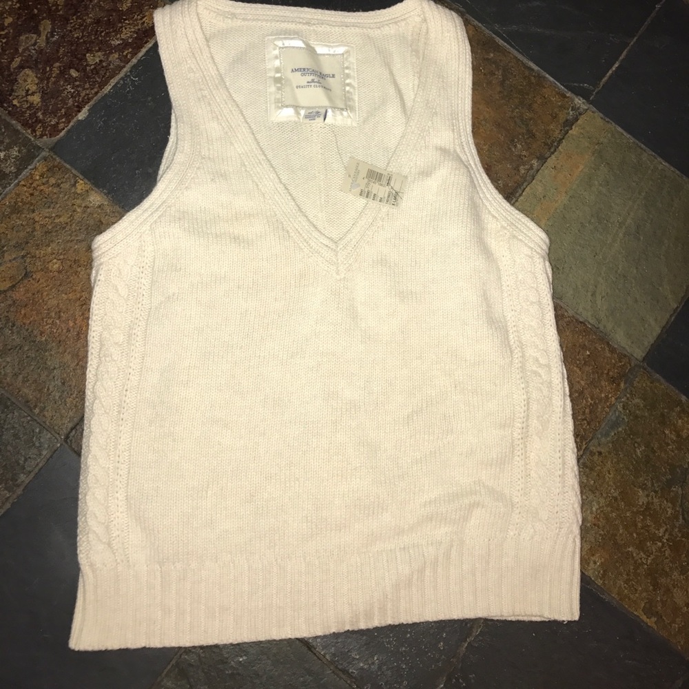 AEO Sweater Vest