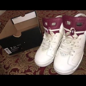 Air Jordan Retro 6 "Maroon"