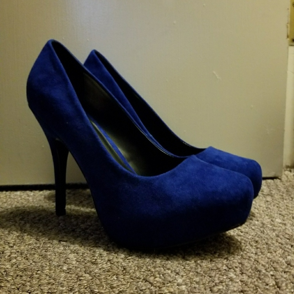 Mix no 6 blue suede heels  size 9