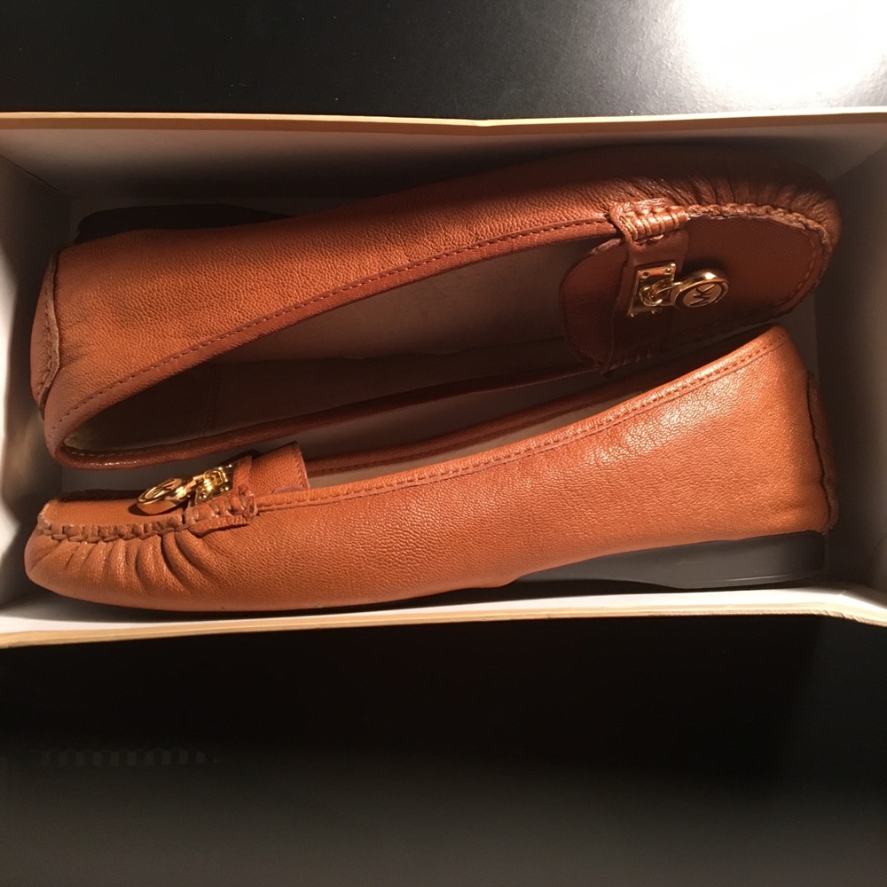 Michael kors flats