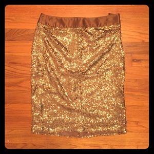 🔥Price Drop! Amazing gold sequin pencil skirt