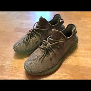 Adidas Yeezy Boost 350 V2 Dark Green Size 11