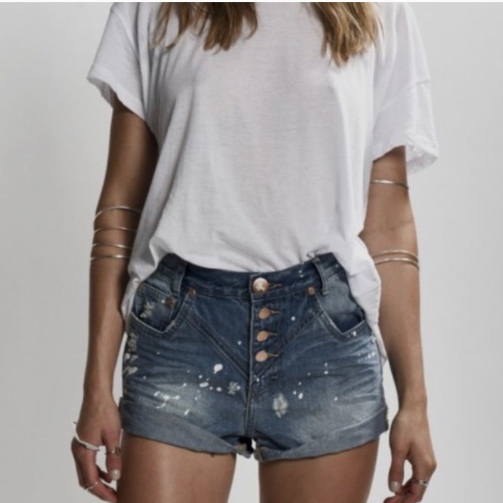 |OneTeaspoon| Austyn Hawk Shorts