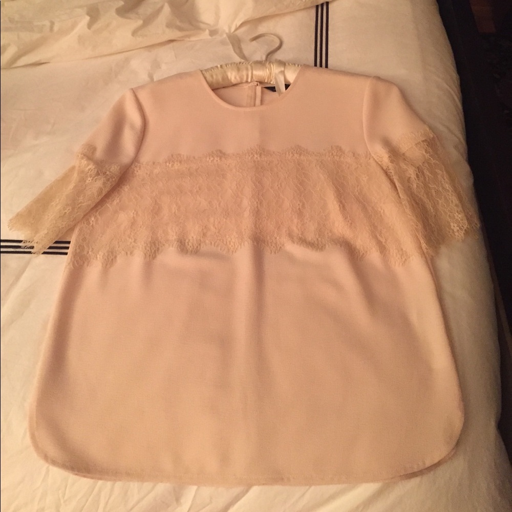 Adorable light pink Zara shirt