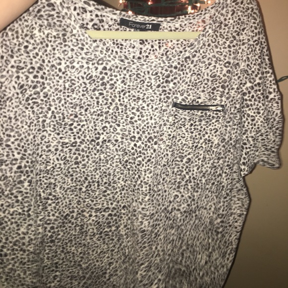 animal print top - Picture 2 of 4