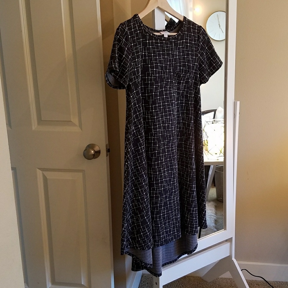 LuLaRoe Carly