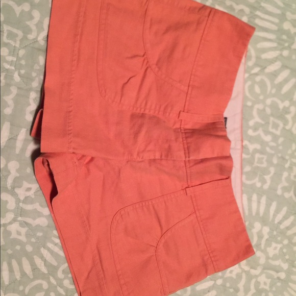 Shorts - Picture 3 of 3