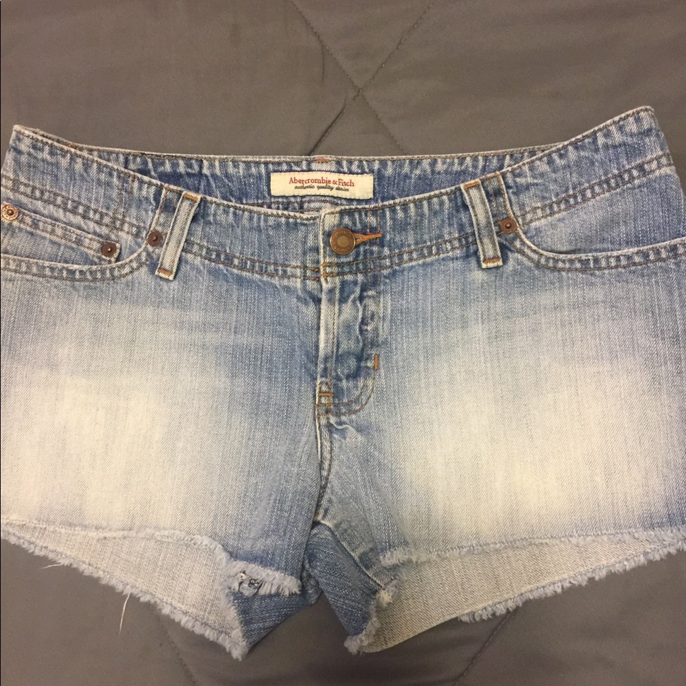 Faded denim Abercrombie & Fitch shorts