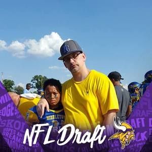 Meet your Posher, Eric