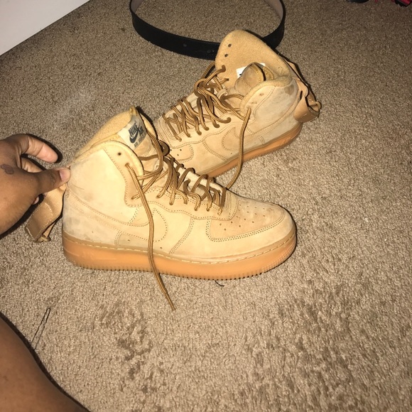 High top forces - Picture 1 of 1