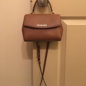 Michael kors small bag