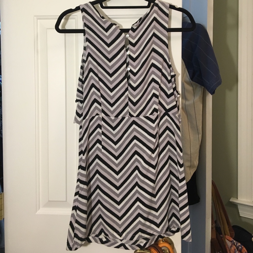 Freebird Chevron layered dress - Picture 2 of 7