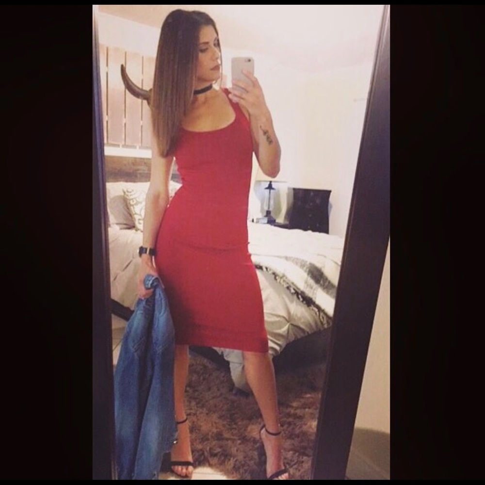 Red Knit bebe Midi Sweater Dress