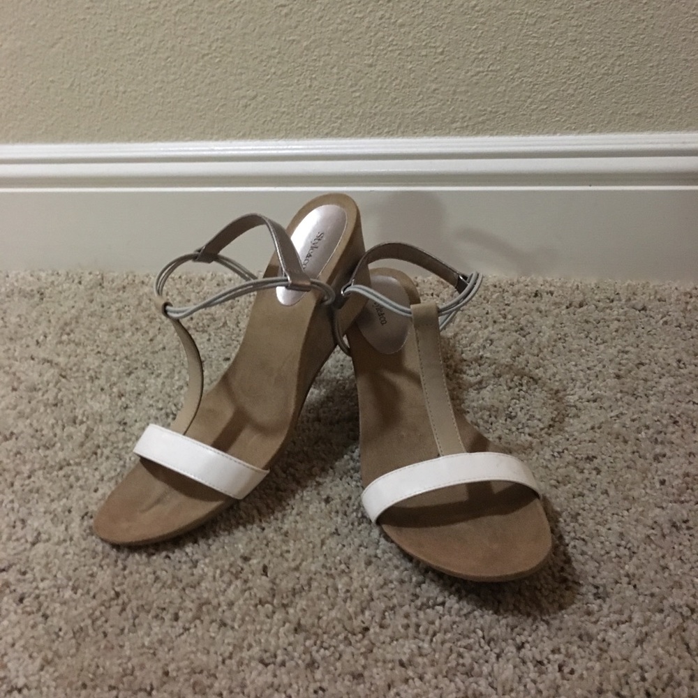 Brand new wedged sandal