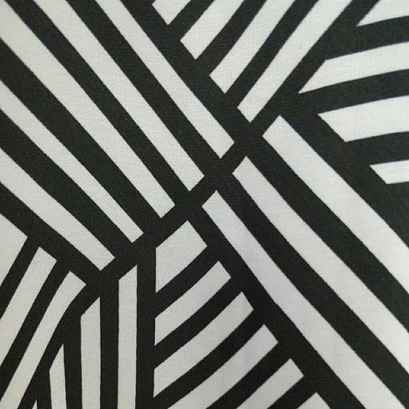 Xhilaration Striped Geometric Flowy Racerback Tank - Picture 3 of 6